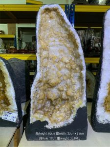 黄晶洞Citrine Geode✨ 晶花✅ 钛晶✅ 横生晶✅ 优惠特价 Special✨ #黄晶洞 #citrine #旺财气 #新家装修 #开业开张 #礼品 #crystal