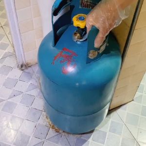 In Stock rust remover spray anti rust spray iron powder remover rust remover for metal rust remove cleaner rust stain remover metal rust remover 除锈剂 spray anti karat