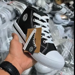 Sepatu Sekolah SD SMP dan SMA Anak Laki Laki dan Perempuan NB-Cross Boots Hitam Putih