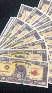 Combo 100 Tờ Tiền Triệu Đô - Triệu USD Mộc Đỏ Siêu Cấp Lưu Niệm Có Bảo An Lì Xì Tết 2026 Năm Con Ngựa May Mắn