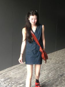 VKSOD | เสื้อกั๊กสีน้ำเงินแขนกุดสไตล์ย้อนยุคสำหรับผู้หญิงในช่วงฤดูร้อนปี 2025 เสื้อและกระโปรงสั้นทรงเข้ารูปสำหรับสาวๆ ที่ดูดีและสง่างาม