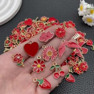 Bộ Sưu Tập Bùa Hộ Mệnh Màu Đỏ Tươi Cho Đồ Thủ Công DIY - 20/50/100 Chiếc Bông Tai Thủ Công Vòng Tay Dây Chuyền Móc Khóa Phụ Kiện Túi Xách Hợp Kim Kẽm Hoa Phong Cách Bohemia