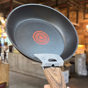 Thick Bottom Non-Stick Frying Pan Temperature Sensing Flat Bottom Pan for Gas Stove And Induction Cooker Special Use Kitchenware