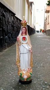 Tượng Đức Mẹ Fatima 50cm gắn triều thiên mẫu mới chất liệu composite dát vàng viền áo quà tặng công giáo