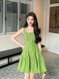 DENGLIULIU | French Retro Matcha Green Body-Shaping Summer Dress