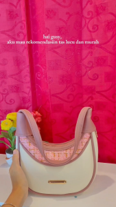 Tas Bahu Wanita Berlin: Shoulderbag Wanita yang Trendy & Praktis