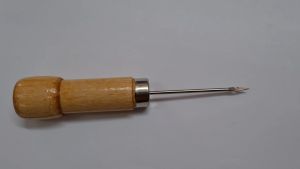 Tasaki / Wood Handle Tasaki /Repair shoe / Jarum Jahit Kasut ( Jenis Tarik Benang )  READY STOCK