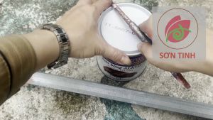 Sơn vân bông Inter sơn sần màu xám đen ánh xanh (lon 900gr) mã 8807