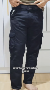 Mens Solid Color Flap Pocket Straight Leg Pants (Belt Not Included) For Fall Gray Cargo Pants with Flap Pockets