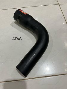 SELANG RADIATOR FUSO FM 516 ATAS DAN BAWAH HARGA PER 1 PCS