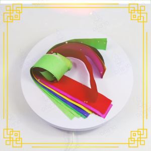 กระดาษสีม้วน สายรุ้ง ใช้ตกแต่งสุสาน 1 ถุงมี 12 ม้วน เช้งเม้ง ไหว้บรรพบุรุษ ตรุษจีน สาร์ทจีน เทศกาลต่าง ๆ (กระดาษม้วน 7 สี เส้น)