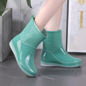 Sepatu Boot Wanita Anti Air 20cm