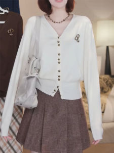 QINGNAER | New Korean Style Plus Size Long Sleeve Simple White Sweater