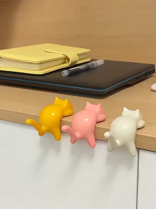 Creative Cat Style Desk Hook Modern Minimalist Style Hanging School Bag Artifact