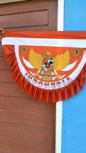 BENDERA MERAH PUTIH GELOMBANG BACKGROUND GARUDA