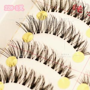 Boluomei Fake Eyelashes Nature Nude Makeup Realistic Cross Messy Thick 228 round Stem Handmade Arc 10 Pairs