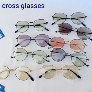 แว่นกรองแสงสีฟ้า ออกแดดเปลี่ยนสี ทรงหยดน้ํา (หลากสี) รหัส CGA51