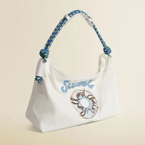 QFDI กระเป๋าสะพายสตรีผ้าใบกระเป๋าแฟชั่นปักความจุขนาดใหญ่ กระเป๋าโท้ท กระเป๋าถือสวยๆ กระเป๋าถือ ความจุใหญ่ กระเป๋าสะพายผญ