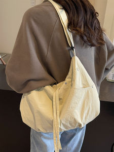 Retro Korean Style Nylon Dumpling Crescent Bag Large Capacity Solid Color Fashion Cool Personality Lazy Style Single Shoulder Slant Cross Bag