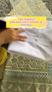 Pewangi Pakaian Pelicin Setrika Daily Pelicin & Pewangi Pakaian Extra Pelembut 1 Liter