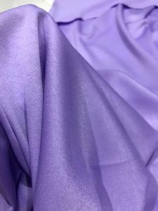 vải lụa tằm ướt màu tím cà loại 1 _( khổ 1m5) dày mềm rũ co dãn may đầm váy áo dài vv