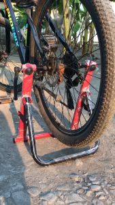 Paddock Sepeda Gunung Statis Semi Trainer MTB bisa dinaiki/digowes