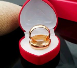 Cincin Couple Titanium List Hitam Antikarat bergaransi Cincin Pasanga Free kotak Love