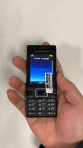 Sony Ericsson Elm J10โทรศัพท์มือถือ J10i 2.2นิ้วของแท้ปลดล็อคบลูทูธ WIFI วิทยุเอฟเอ็ม5MP
