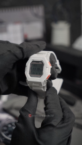 Jam Tangan Pria Casio G-Shock GD-B500S-8D Light Grey Dial Light Grey Resin Band