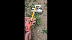 Alat Pencabut Mencabut Rumput Liar Di Halaman Rumah 5/6/8/11 Gigi Untuk Keperluan Taman