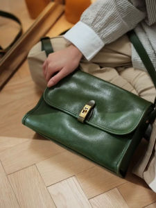 Retro Green Messenger Bag Womens Shoulder Crossbody Bag Luxury Commute Small Square Bag Casual Simple Style Daily Use