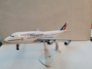 Philippine Airlines PAL B747 Diecast Airplane with Landing Gears and Stand for Display Collection Souvenirs Gift Items