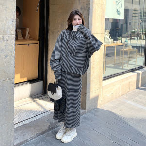 French Vintage Striped Set High Waist Slim Fit Sweatshirt Mini Skirt Two Piece Womens Fashion Spring New Arrivals