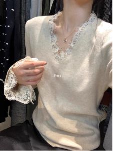 เสื้อชั้นในถักคอวีสไตล์ฝรั่งเศสสำหรับผู้หญิง ฤดูหนาว 2025 เสื้อสเวตเตอร์นุ่มเนื้อผ้าผสมคอตตอนผสมโพลีเอสเตอร์