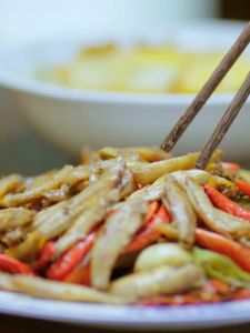 劲仔深海小鱼 小鱼仔小鱼干 湖南特产休闲零食【香辣/麻辣/酱汁/烧烤/卤香/糖醋】8G + -/12G JINZAI ANCHOVIES CASUAL SNACKS【SPICY/MALA/SAUCE/BBQ/BRAISED/SWEET & SOUR】8G + -/12G