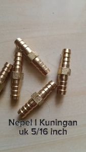 Nepel I Sambungan Selang Lurus 5/16 Inch Kuningan