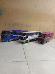 mainan bus full lampu murah dan basuri telolet