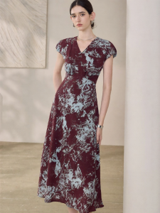 Roey s house | V-Neck Slim Fit Elegant Resort Style Dress