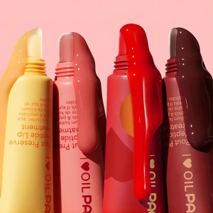 ลิปสติกสีชุ่มชื้นสำหรับฤดูหนาว ลิปสติกเนื้อลิควิดสูตรเพิ่มความชุ่มชื้นด้วยโพลีเปปไทด์ ลิปกลอสเพิ่มความชุ่มชื้นและอวบอิ่ม