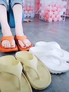 รองเท้าแตะ flip flops รองเท้าลำลอง พื้นนุ่ม รองเท้าแตะผู้หญิง รองเท้าสตรี รองเท้านุ่ม