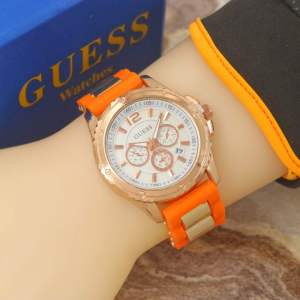 TERLARISSS ‼️Jam Tangan Wanita / Cewek Guess Rubber Tangal Aktif Free Box