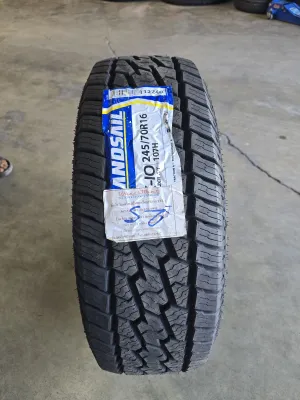 ยางรถยนต์ 245/70R16 ยี่ห้อ Landsail รุ่น CLX-10 ยางใหม่ ผลิตไทย ปี25