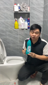 Nước tẩy nhà tắm Logeski siêu tẩy mạnh không cần chà diệt khuẩn khử mùi an toàn sử dụng