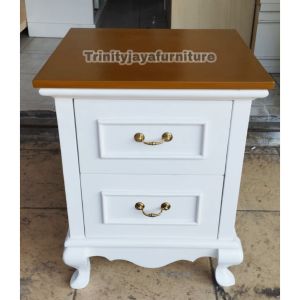 Meja Nakas Klasik Modern Bloktik 18ml /trinityjayafurniture