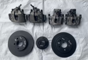 คาลิปเปอร์หลัง จานเบรกหลัง ลูกปืนล้อหลัง Ford Focus MK2 ปี 05–10