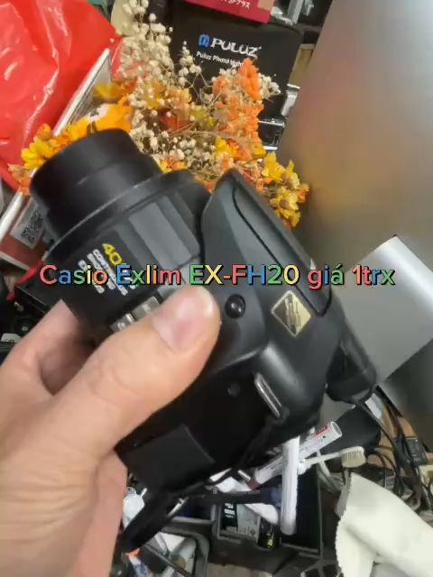 Máy ảnh Casio Exlim EX-FH20