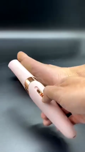 MÁY CHÀ GÓT CHÂN ĐIỆN SẠC USB 2 CHẾ ĐỘ CÓ ĐÈN LED – CHĂM GÓT CHÂN ÊM MỊN THƯ GIÃN NHƯ SPA TẠI NHÀ