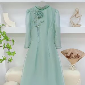 Áo dài tơ óng 4 tà lót lụatay bồngkết hạt