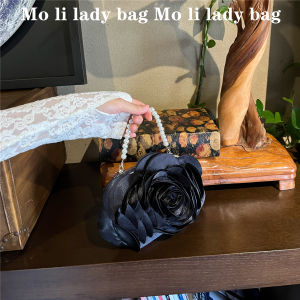 กระเป๋าสตรีแบบสะพายข้างลายดอกกุหลาบสไตล์จีนย้อนยุค กระเป๋าถือสำหรับงานเลี้ยงค่ำ กระเป๋าสะพายข้างขนาดเล็ก ผ้าซาติน กระเป๋าสะพายข้างสำหรับวัยรุ่น