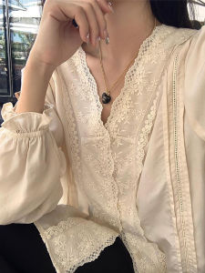 French Lace Trim V-neck Long Sleeve Shirt Womens Spring Summer New Style Unique Beautiful Small Shirt Commute Korean Style Slim Fit